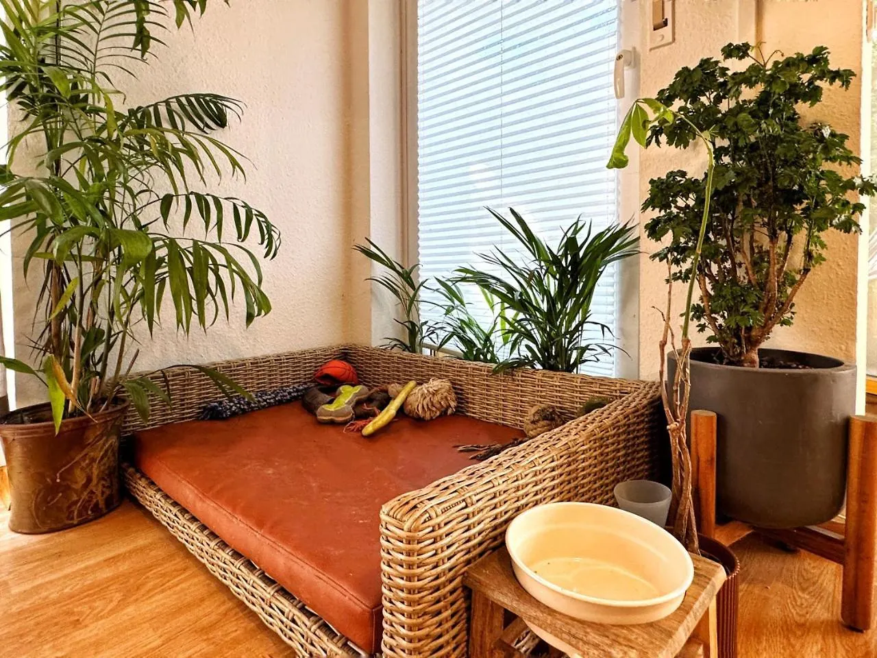 Holidayhome Apartments I Petfriendly Spaceous Apartment In Friedrichshain Βερολίνο